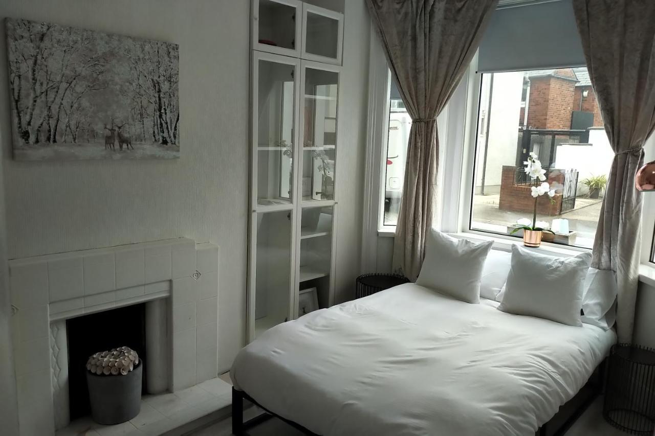 Aunty Katie'S House, Ni Tourist Board Certified With Free Continental Breakfast Apartamento Belfast Exterior foto